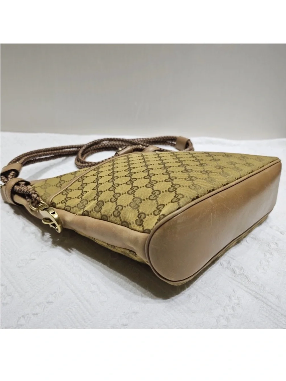 Vintage Gucci GG Canvas Braided Shoulder Bag in Very Good Condition - Picture 12 of 13